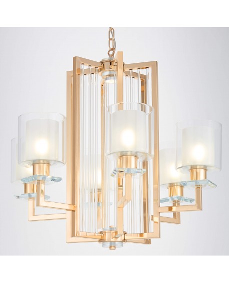 Nowoczesna lampa wisząca złota Manhattan Lumina Deco – detal złotego stelaża z mlecznym kloszem