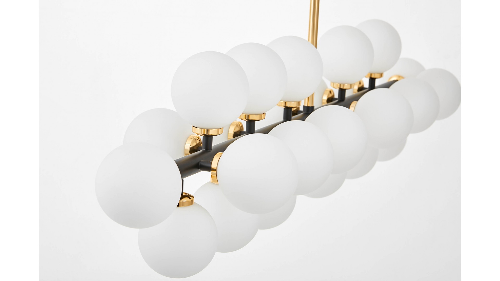 LAMPA WISZĄCA SUFITOWA NOWOCZESNA CZARNO-ZŁOTA BIAŁE KULE PETRICA 24 LUMINA DECO