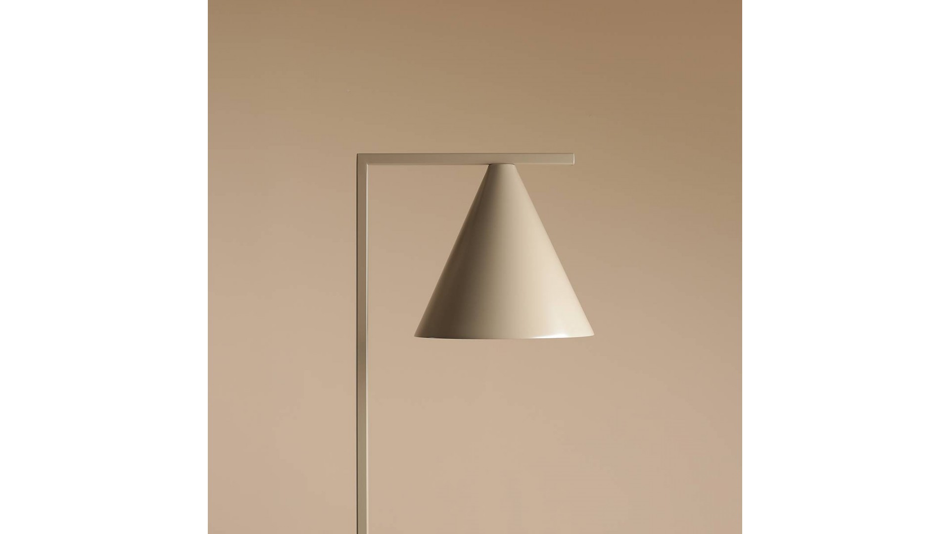 LAMPA STOJĄCA FORM BEIGE ALDEX 1108A17