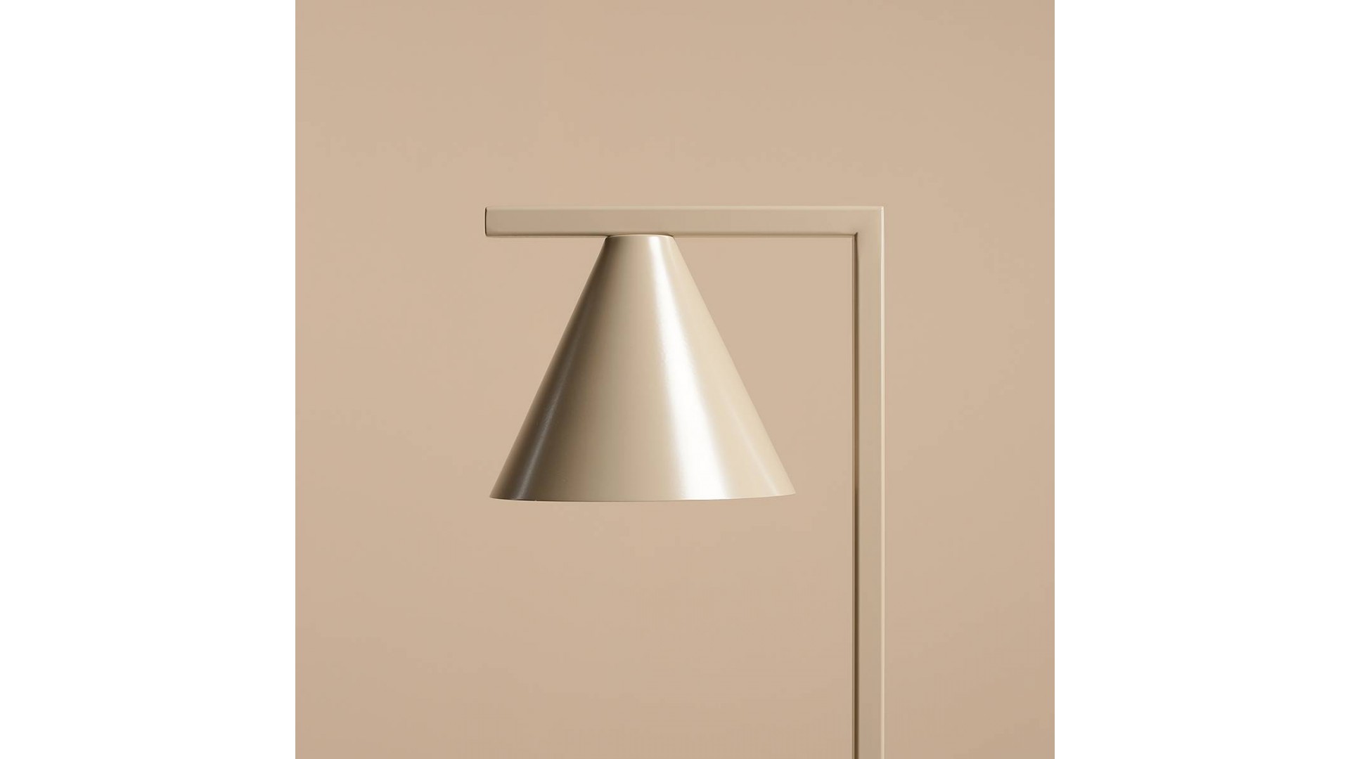 LAMPKA BIURKOWA FORM BEIGE ALDEX 1108B17