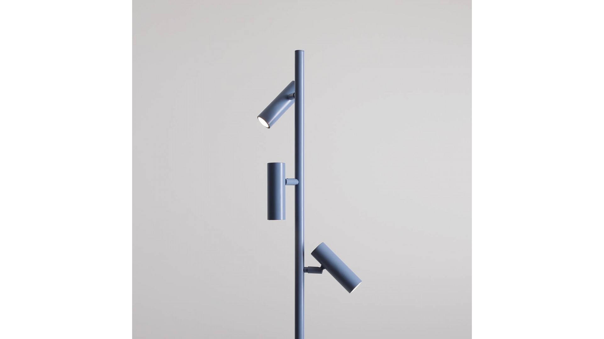 LAMPA STOJĄCA TREVO DUSTY BLUE ALDEX 1104A16