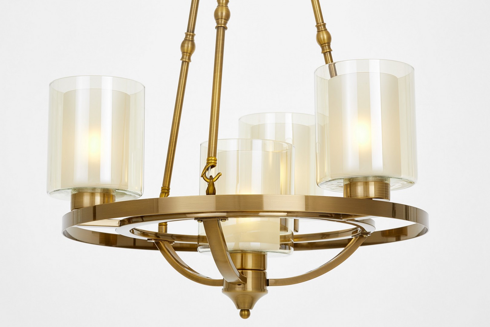 Lampa Santini W4 Lumina Deco, widok na ramiona i mleczne klosze, eleganckie złote szczotkowane wykończenie