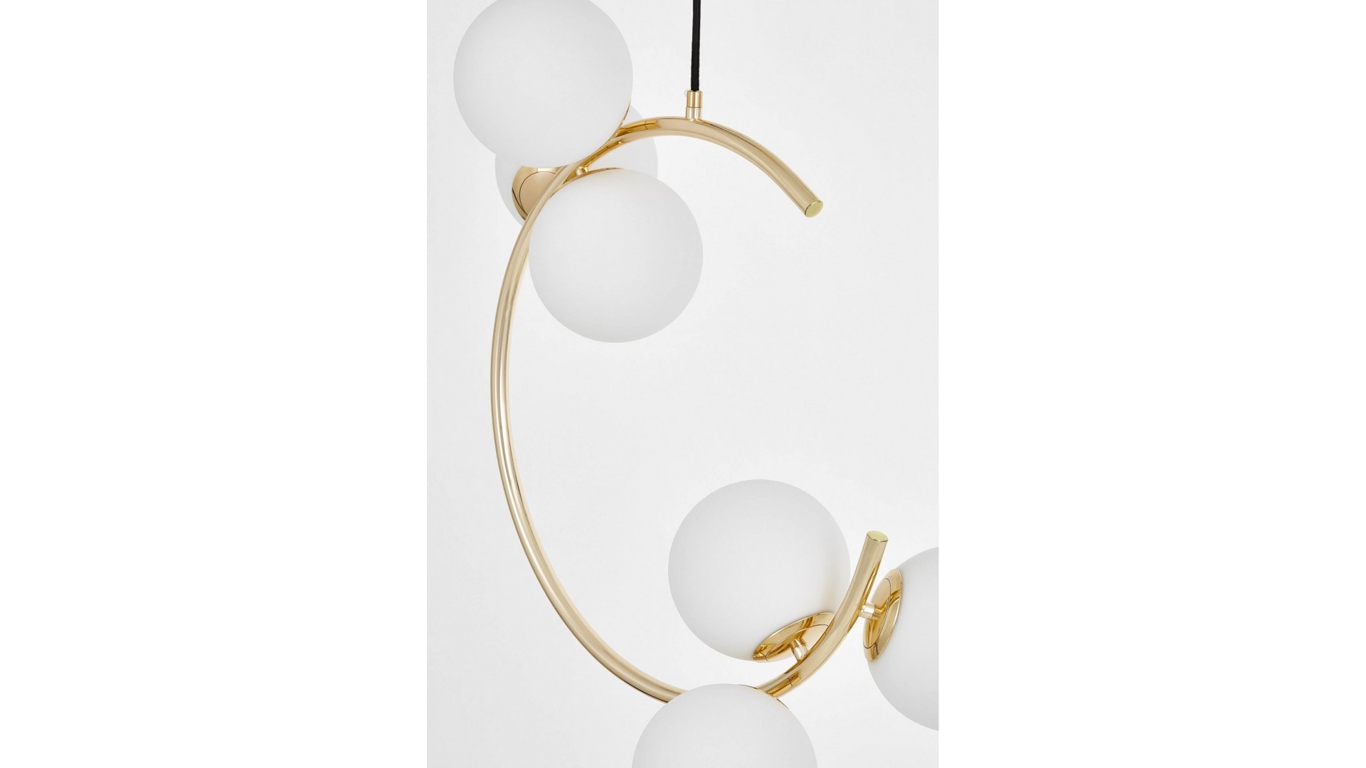 designerska lampa bonio 6 złota z sześcioma białymi kulami