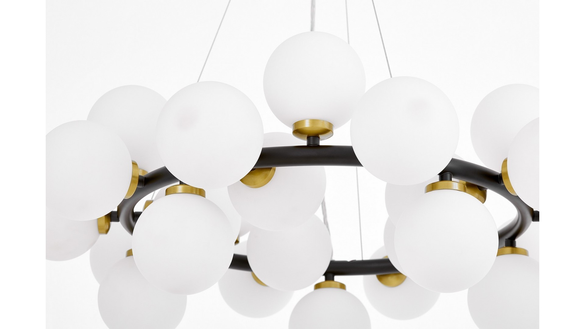 LAMPA WISZĄCA NOWOCZESNA CZARNO-ZŁOTA SZCZOTKOWANA BIAŁE KULE MARSIADA 25 LUMINA DECO