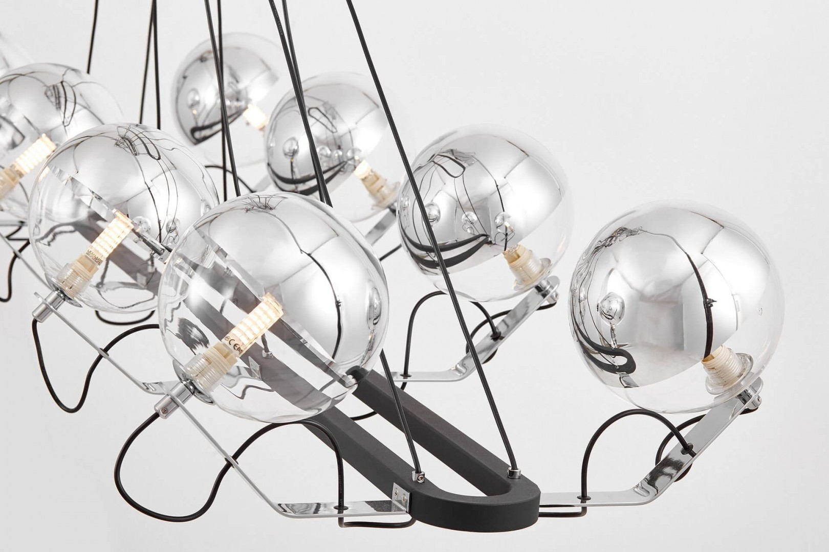 LAMPA WISZĄCA NOWOCZESNA CZARNA MARSEO PRO W8 LUMINA DECO