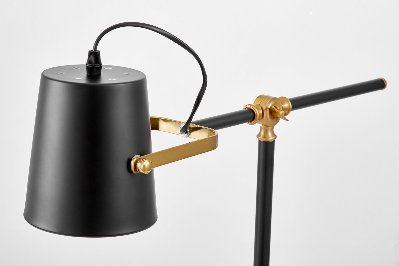 LAMPA BIURKOWA CZARNA-ZŁOTA SZCZOTKOWANA FELA LUMINA DECO