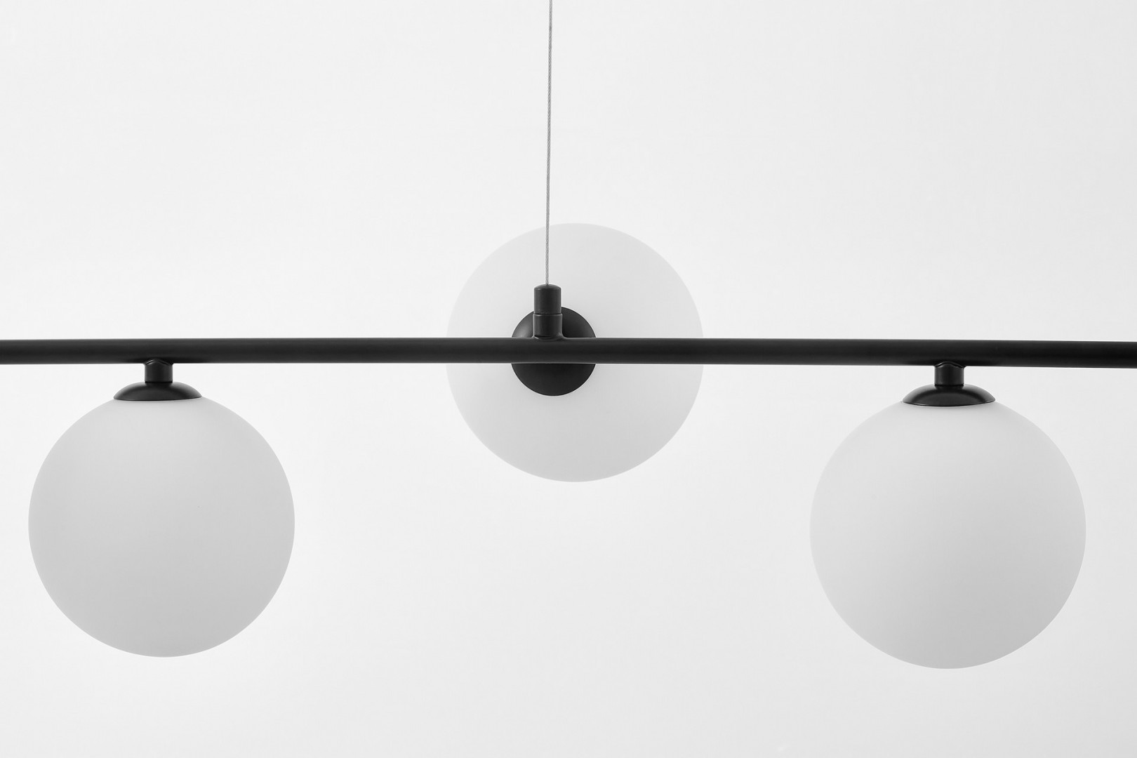 LAMPA WISZĄCA NOWOCZESNA CZARNO-BIAŁA GROSEO W6 LUMINA DECO