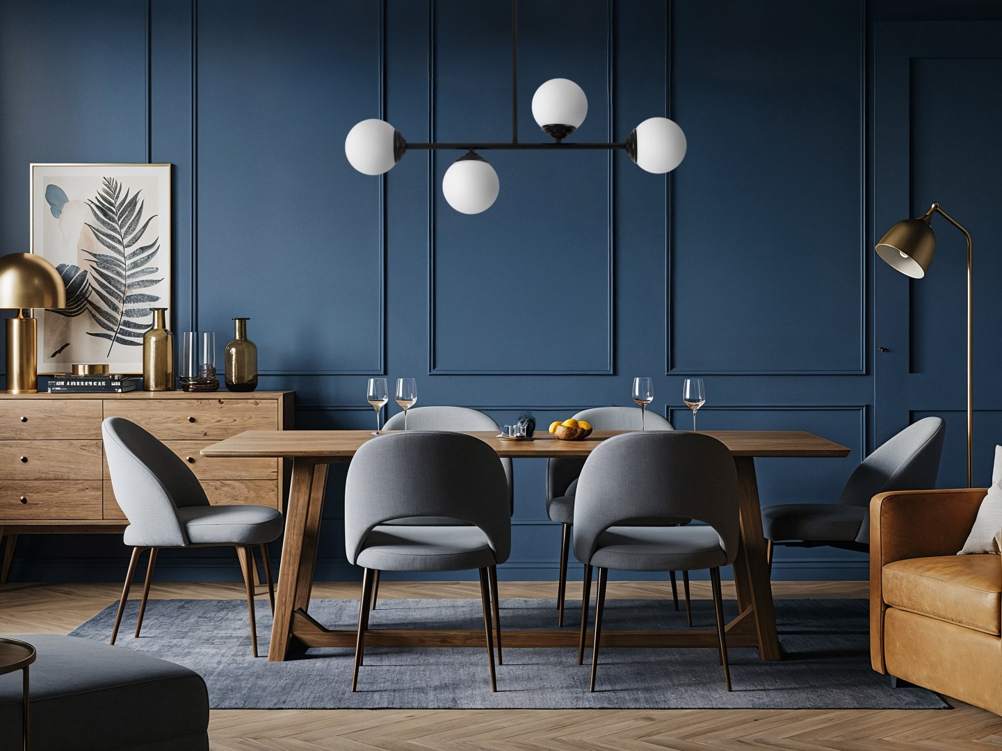 Lampa wisząca z czterema eleganckimi, białymi kloszami w kulistym kształcie, czarnym stelażu i prostym, nowoczesnym designie.