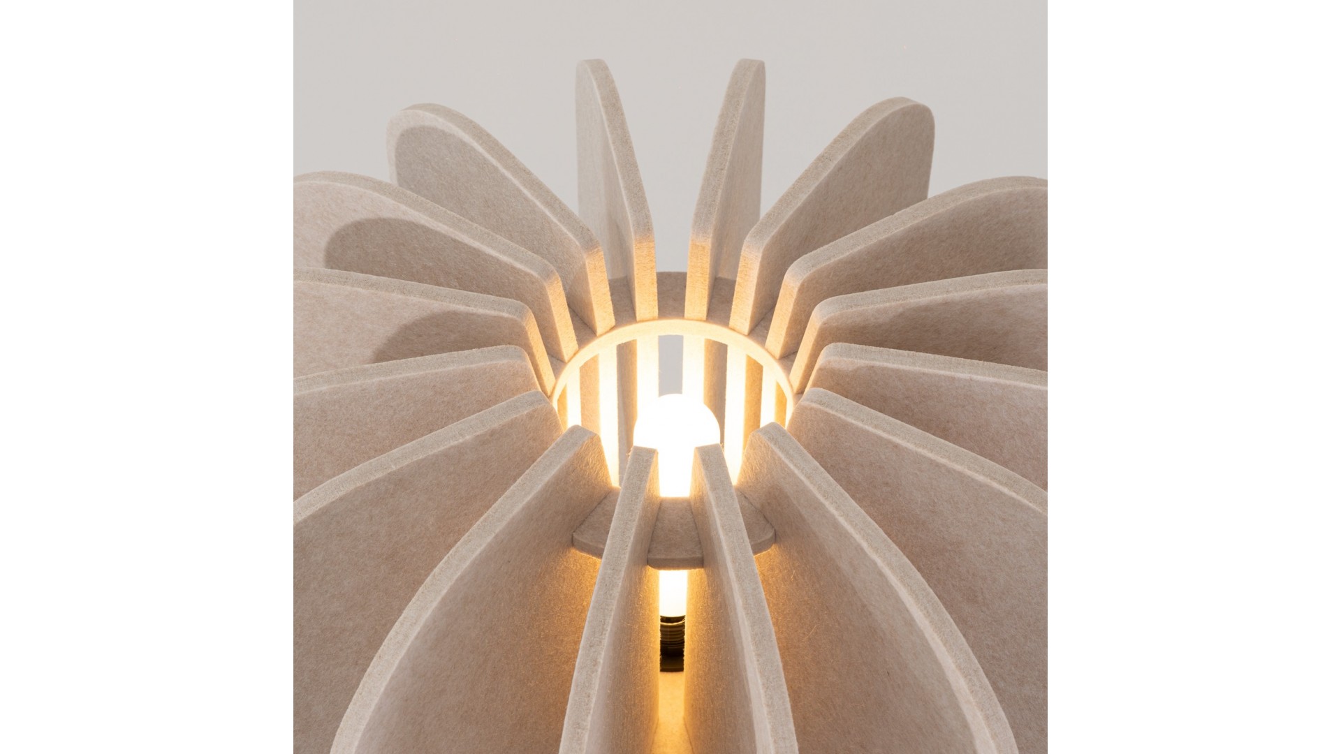 Lampa podłogowa MULA 45 beżowa