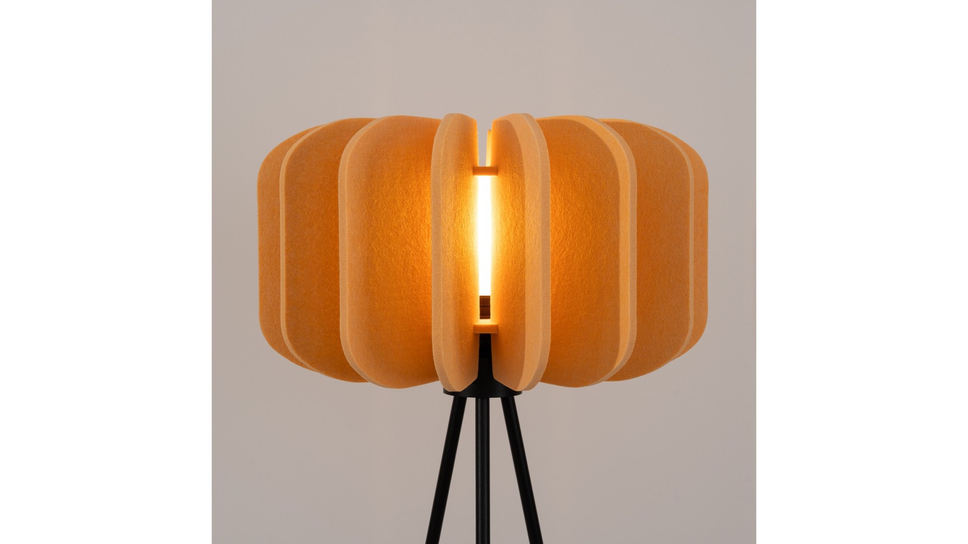 Lampa podłogowa MULA 45 żółta