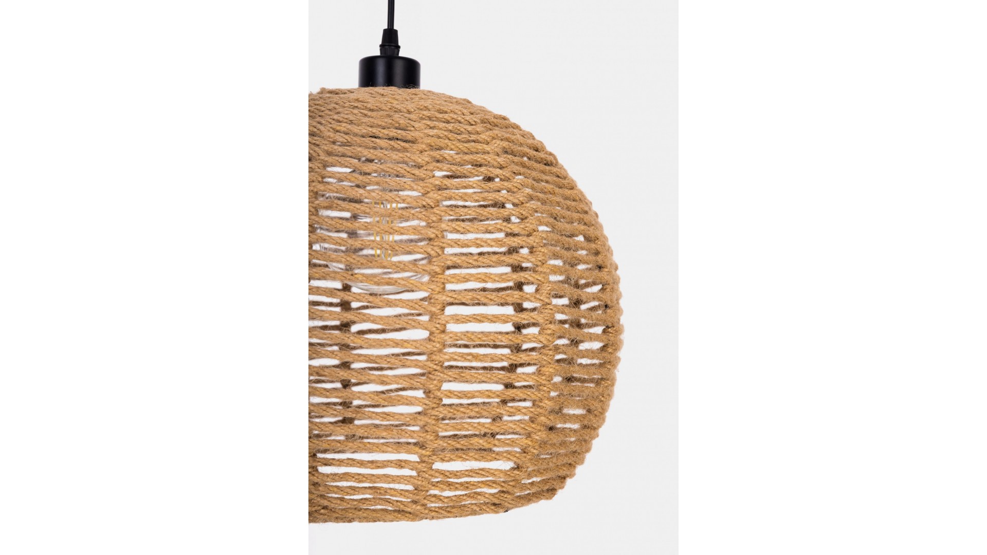 Detal bocznej części klosza plecionego lampy wiszącej BOHO 35 cm