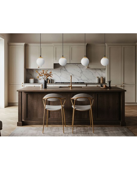 Nowoczesna lampa wisząca Fino W1 LED – złota oprawa z białą szklaną kulą, eleganckie oświetlenie do salonu i jadalni.