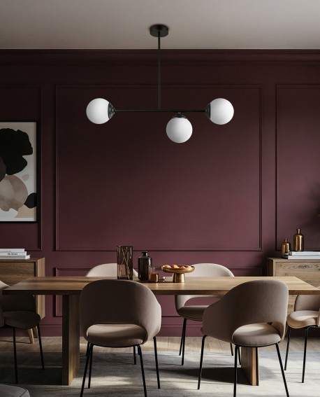  czarna lampa wisząca z trzema białymi kulami żyrandol LED nad stół do jadalni producent Lampit nowoczesny model Fino 3 światła