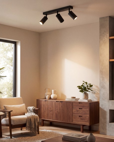 czarna lampa sufitowa spot do salonu minimalistyczna oprawa z trzema ruchomymi tubami producent SPOT nowoczesny model NEO W3