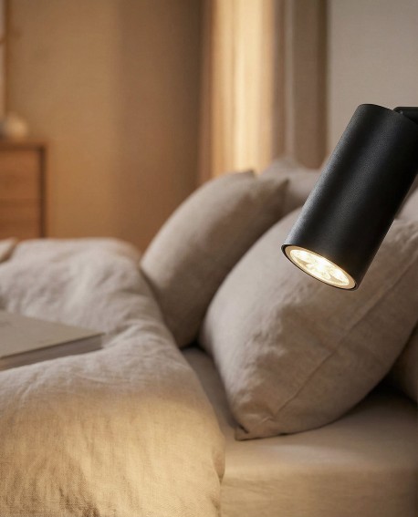 elegancki kinkiet ścienny czarny Neo Pro od Lampit doskonały do oświetlenia wnętrz w stylu nowoczesnym