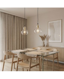 złota lampa wisząca nad stołem w jadalni dekoracyjne oświetlenie z kulistym kloszem MORO 1A marka Lampit do domu