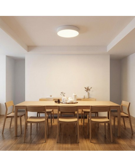 duży biały plafon sufitowy nad stołem w jadalni okrągła lampa ORBO D50 nowoczesne światło do wnętrz od Lampit