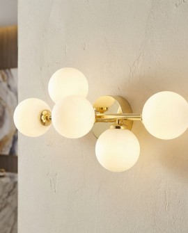 kinkiet nowoczesny zlota marsiada 5 z bialymi kulami lumina deco