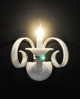 LAMPA ŚCIENNA KINKIET SZKLANY BIAŁY MONTANERA