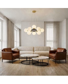 elegancka lampa wisząca czarno złota kule w jadalni przytulne światło nowoczesny styl wnętrza