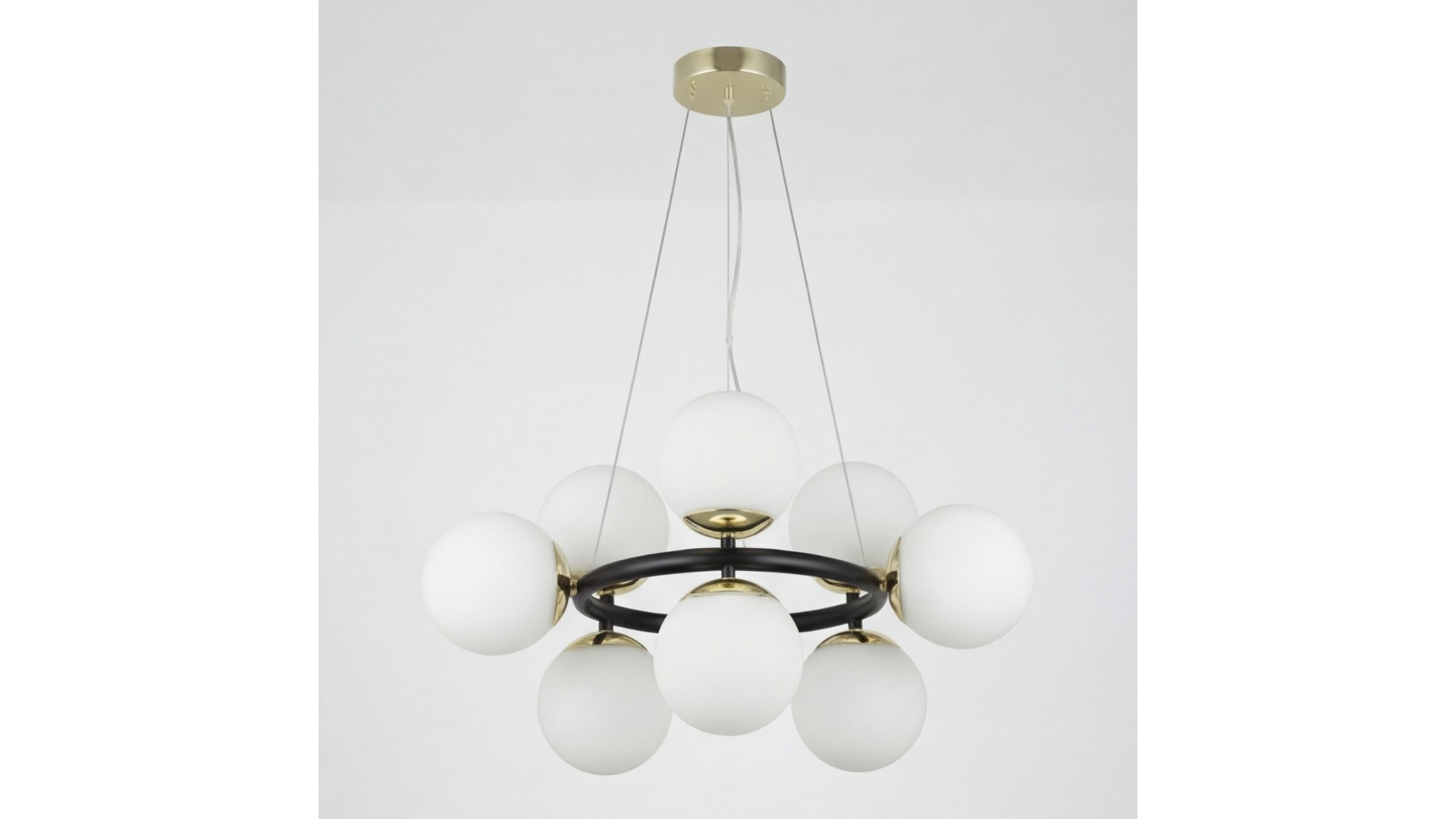 lampa wisząca czarno złotej kule nowoczesna forma eleganckie oświetlenie wnętrza