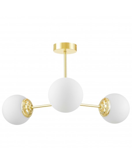 Lampa wisząca z trzema kulistymi kloszami z mlecznego szkła na złotym stelażu, idealna do minimalistycznych wnętrz.
