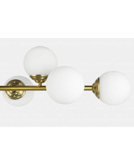 Bliskie ujęcie białego kulistego klosza w lampie FINO W8