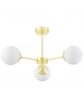 Lampa wisząca z trzema kulistymi kloszami z mlecznego szkła na złotym stelażu, idealna do minimalistycznych wnętrz.