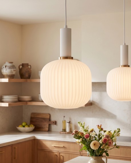 Oświetlenie Lumina Deco GATO do kuchni z białym żłobionym szkłem nad blatem