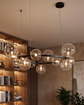 Czarna lampa sufitowa z metalową obręczą i transparentnymi kulami w kolekcji MERIDO