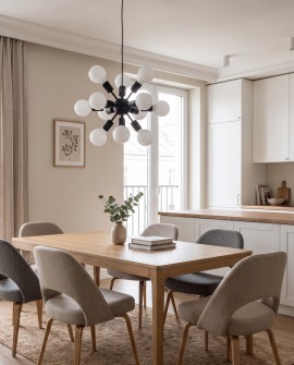 czarna lampa wisząca sufitowa z wieloma kulistymi kloszami do salonu nowoczesne oświetlenie producent Lampit seria Nova W12