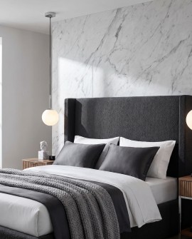 Lampa wisząca FREDICA D15 na czarnym przewodzie chrom i białe szkło nowoczesna sylwetka